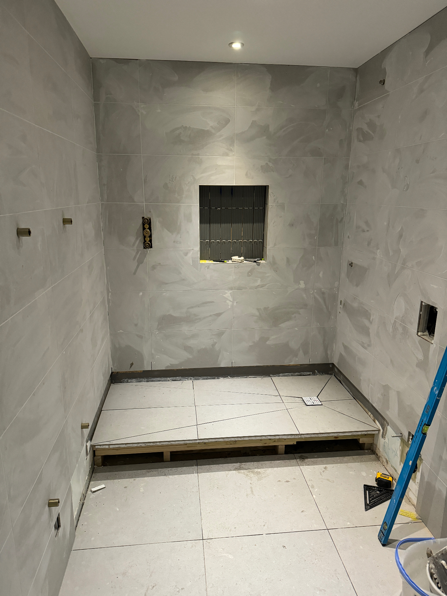 Before renovation photo 1 of Side-return extension, Earlsfield in Earlsfield, Wandsworth - original condition before construction work by Bluebird Spaces