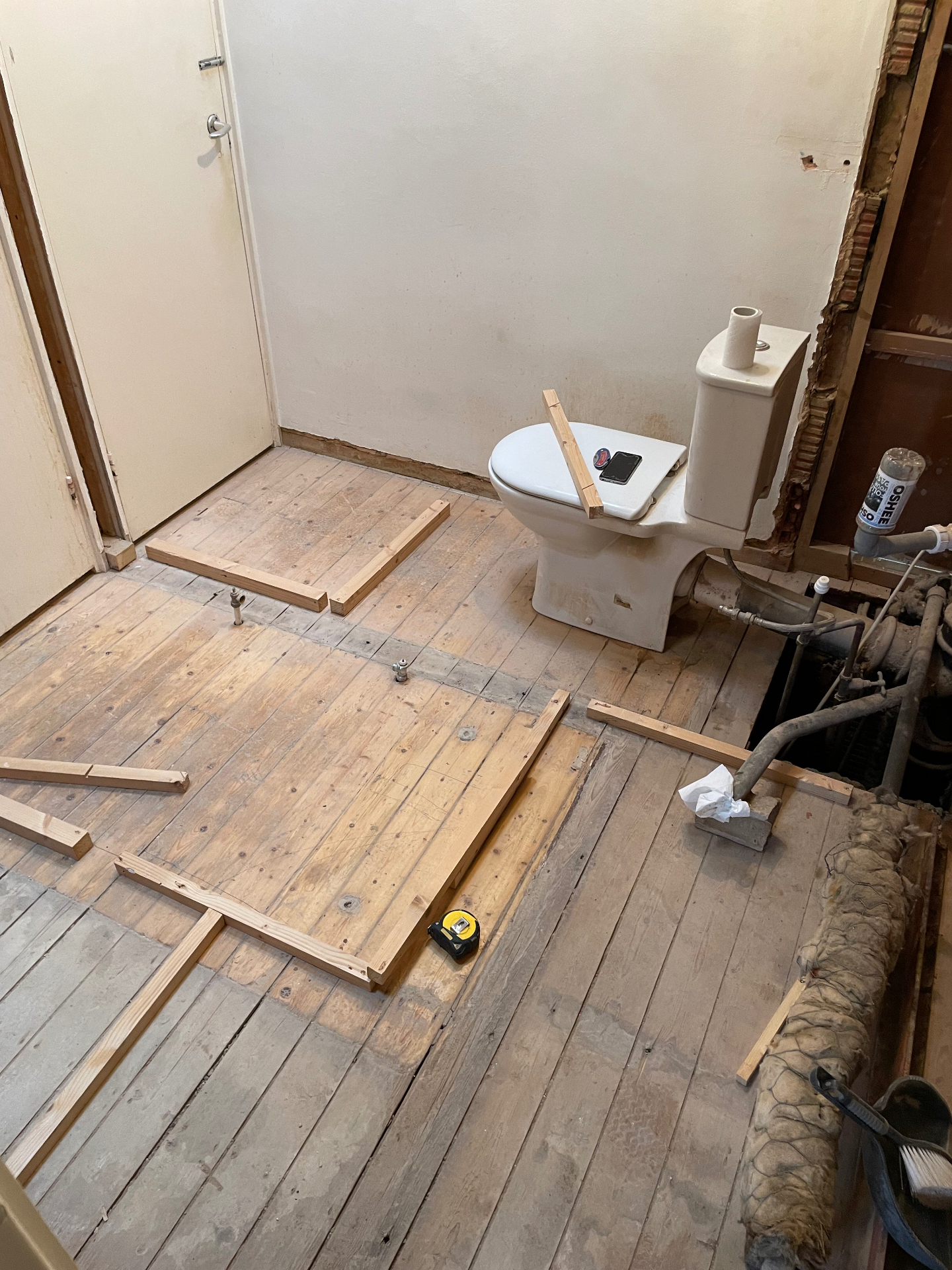 Before renovation photo 2 of Full renovation, Holland Park in Holland Park, West London - original condition before construction work by Bluebird Spaces