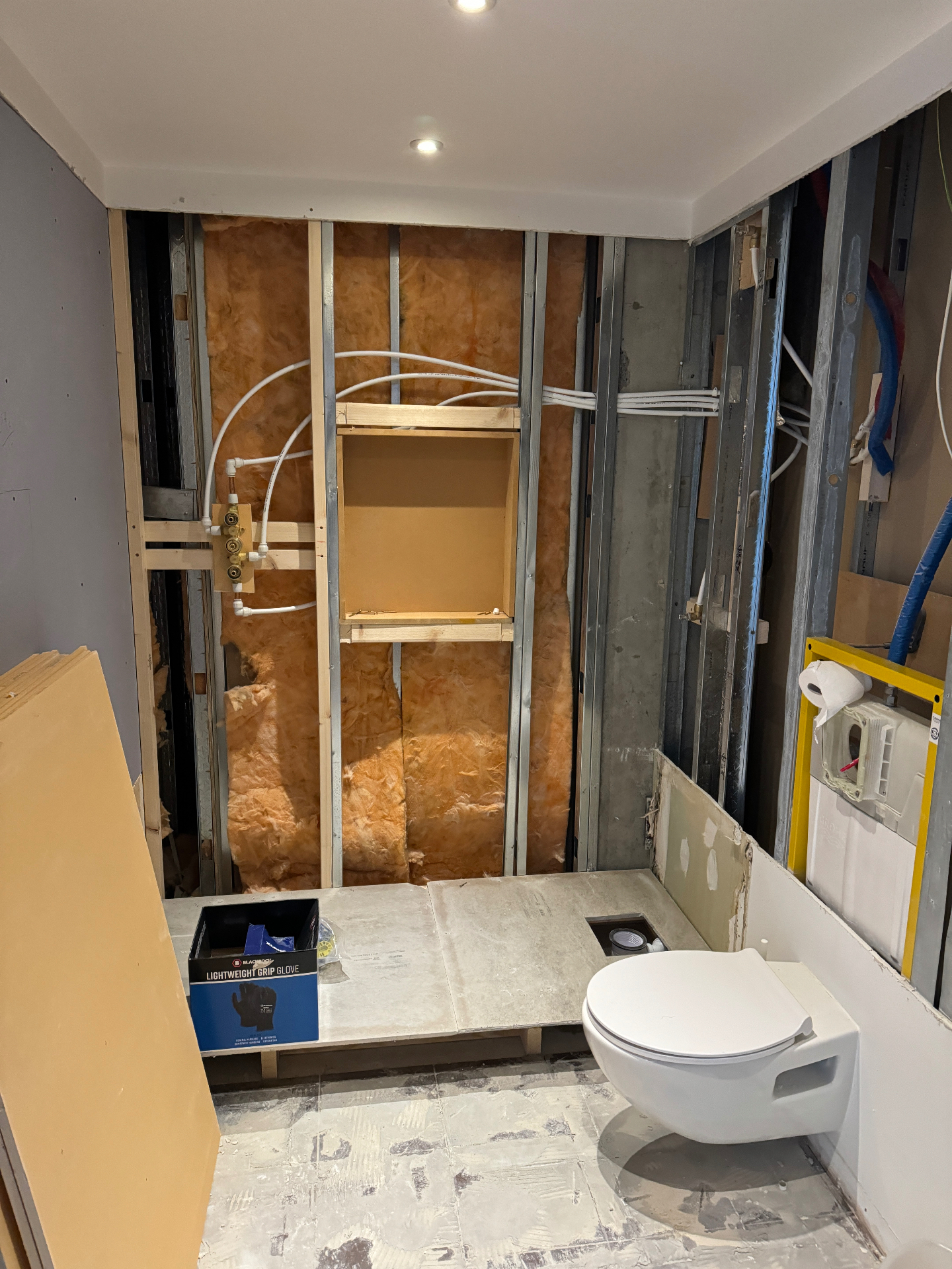 Before renovation photo 2 of Side-return extension, Earlsfield in Earlsfield, Wandsworth - original condition before construction work by Bluebird Spaces