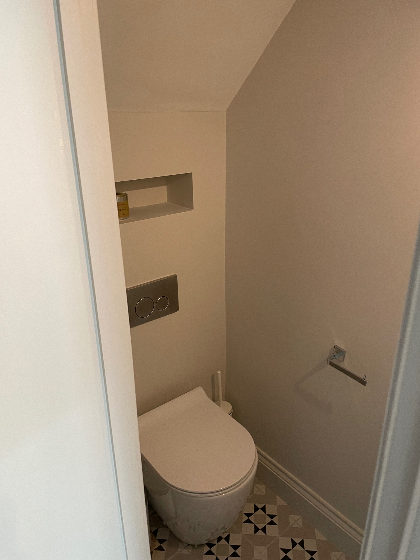 Completed renovation photo 3 of Side-return extension, Earlsfield in Earlsfield, Wandsworth showing high-quality finishes and construction work by Bluebird Spaces