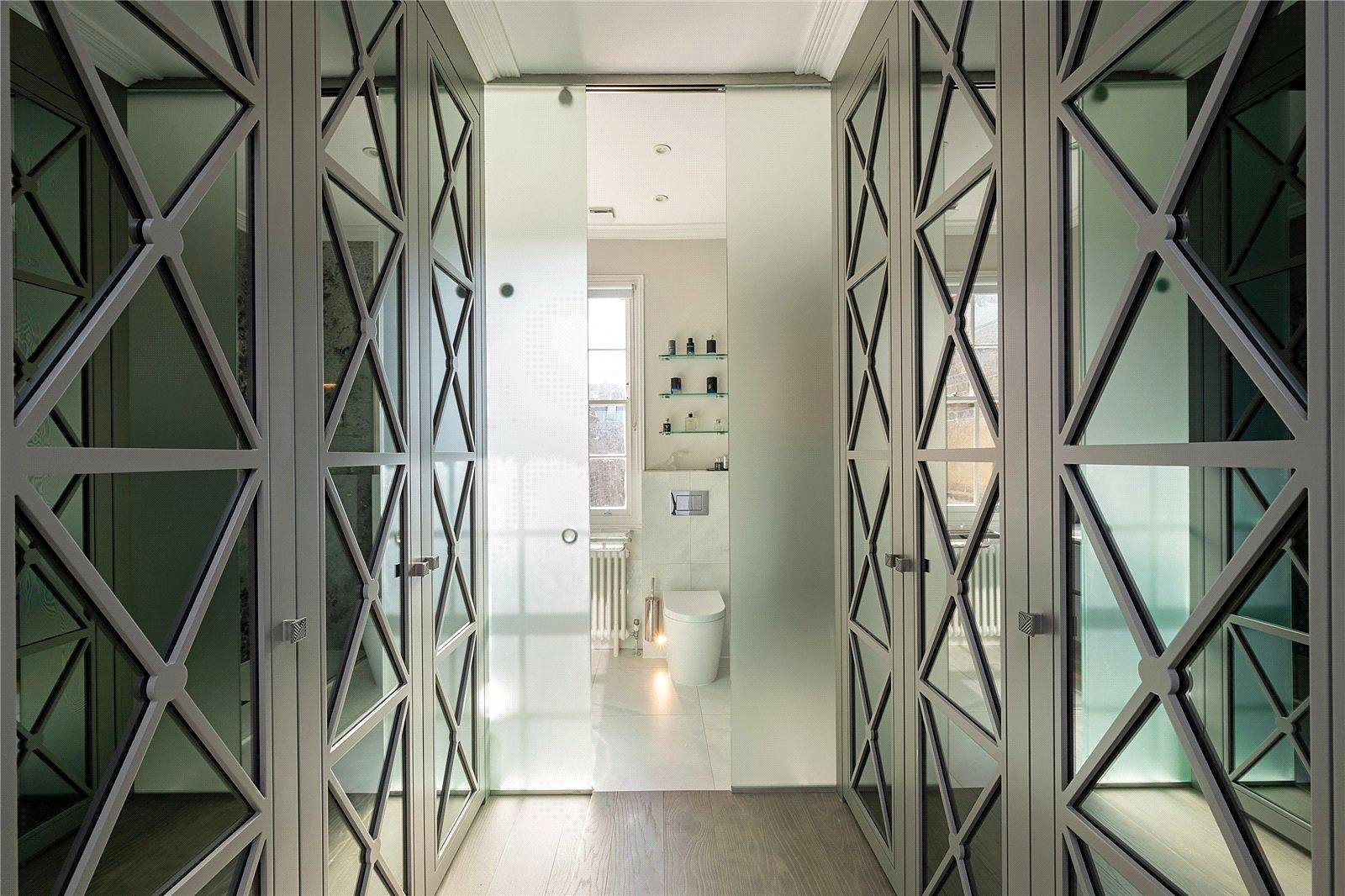 Completed renovation photo 4 of Holland Park Luxury Home Renovation in Holland Park, West London, W11 showing high-quality finishes and construction work by Bluebird Spaces